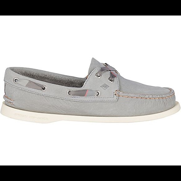 Sperry Top-Sider Original 2-Eye Varsity Boat Shoe - Picture 2 of 7